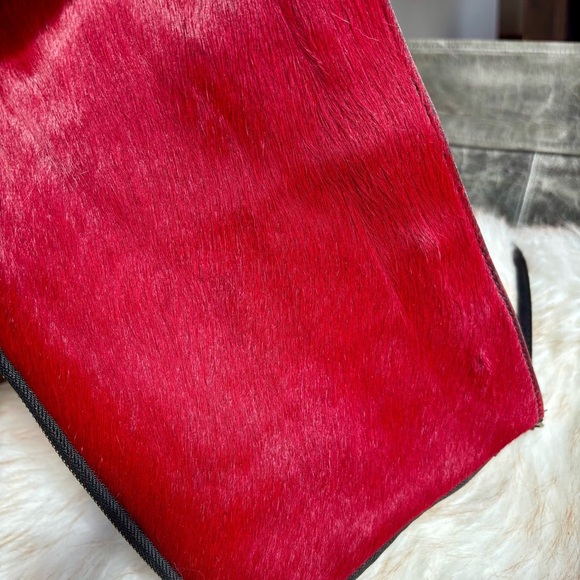 Italian Made Red Cowhide Black Leather Crossbody Bag - Picture 12 of 14